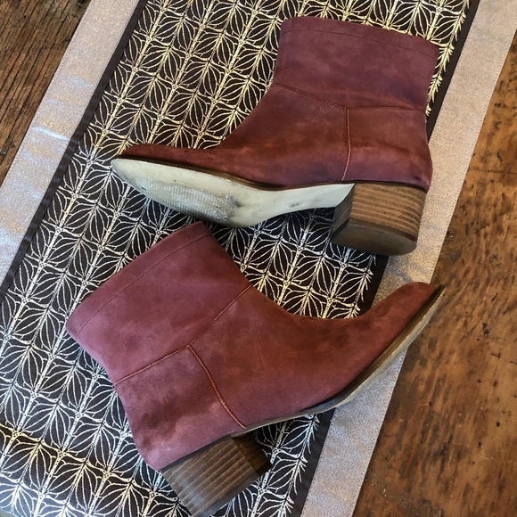 J. Jill Mauve Suede Boots Size 6.5 - Picture 2 of 7